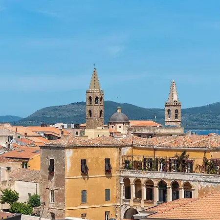 شقة Amazing Views Of Old Town And The Sea ألغيرو