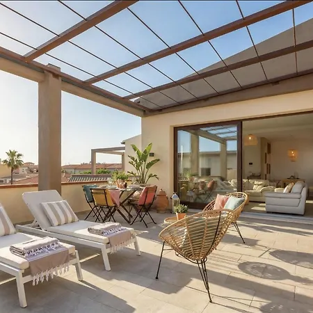 Clicksardegna San Michele Penthouse With Panoramic Terrace Appartement
